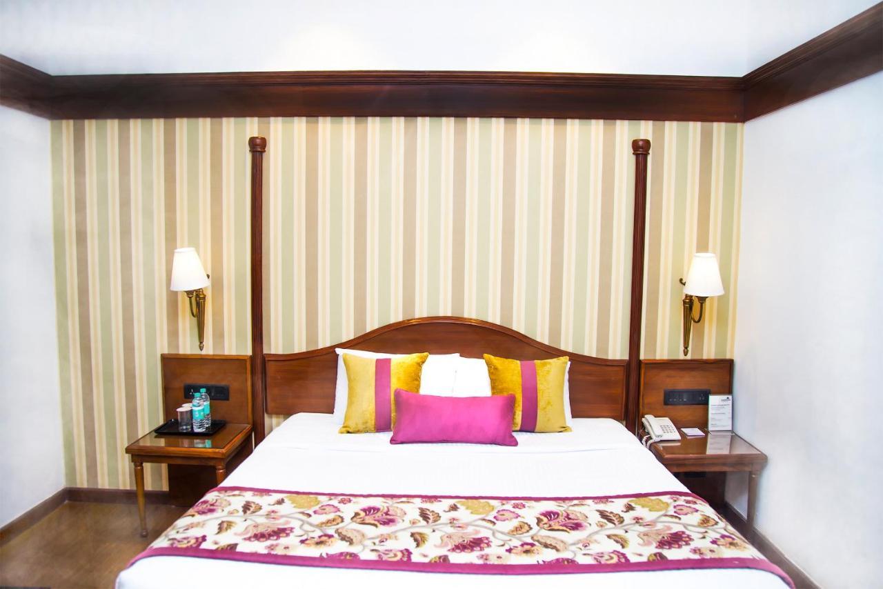 Shervani Hilltop Resort Найнитал Экстерьер фото